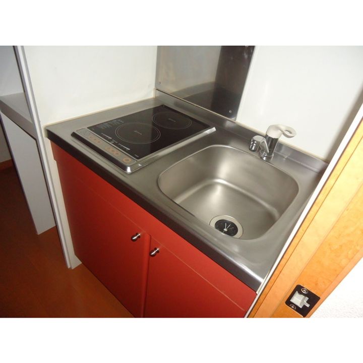 レオパレス愛宕108のキッチン