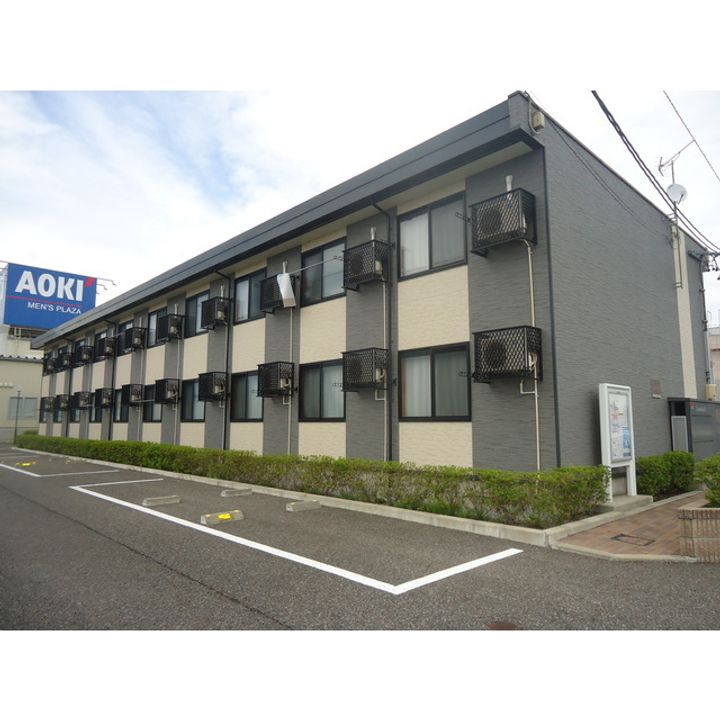 レオパレス愛宕108の外観