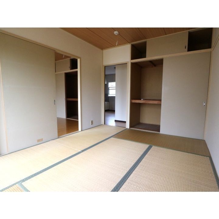 パークヒルM202の内装