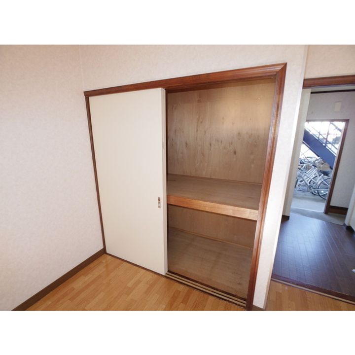 沢尻青山ハイツ106の内装