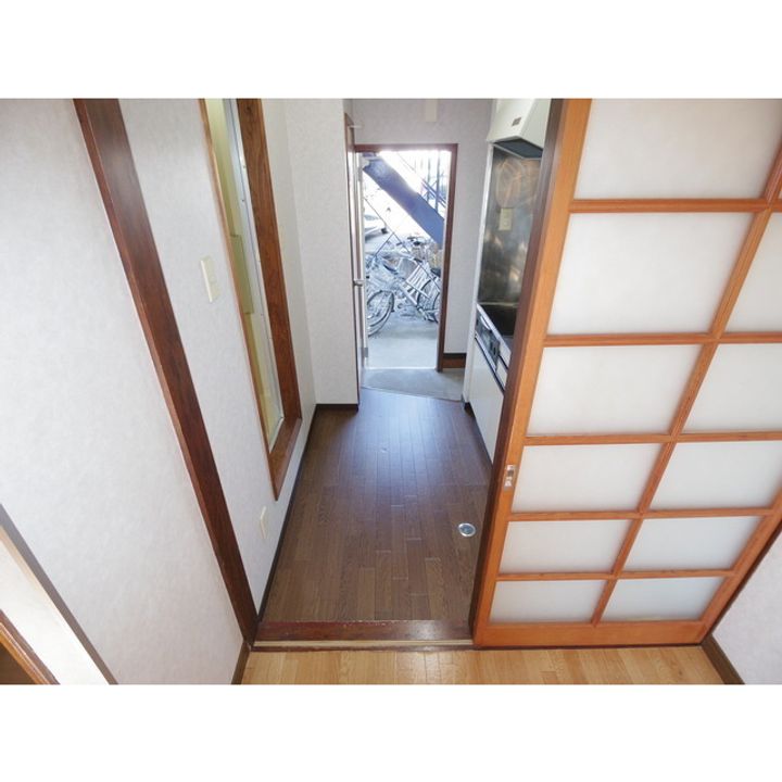 沢尻青山ハイツ106の内装