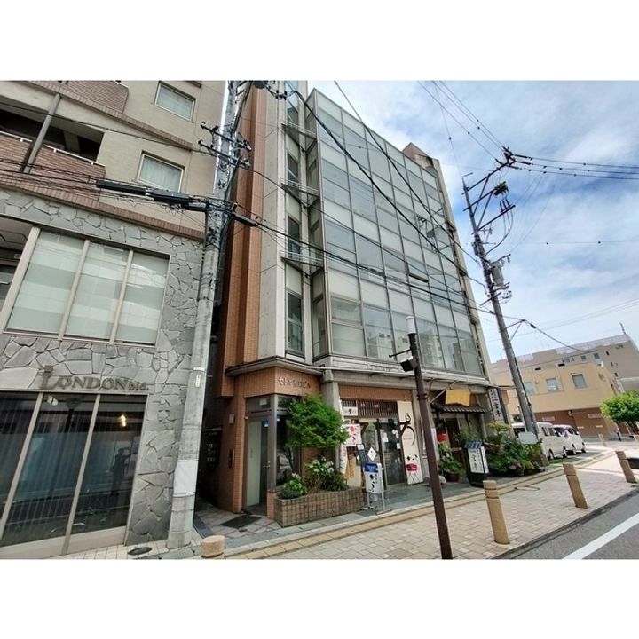 セトル東口ビル205の外観