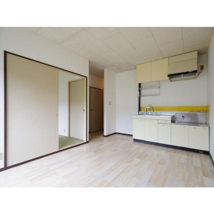 パナハイツソレイユBの居間