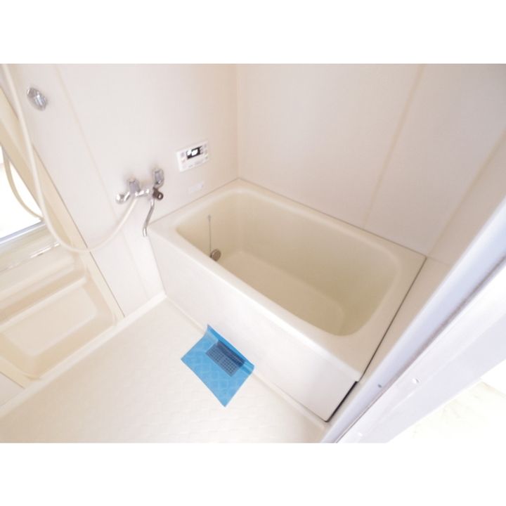 ライブタウン南俣 B棟110の風呂