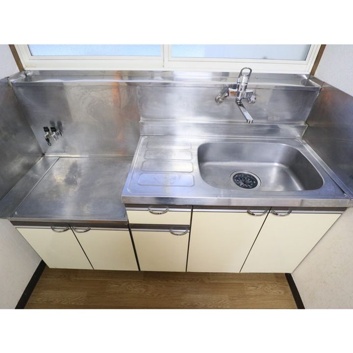 メゾン柏原B202のキッチン
