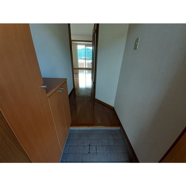 ホリデイインアップル101の玄関