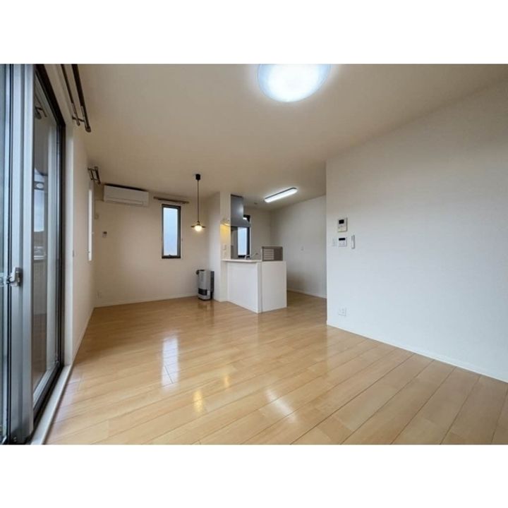 CORTE DEL SOLE C棟201の居間