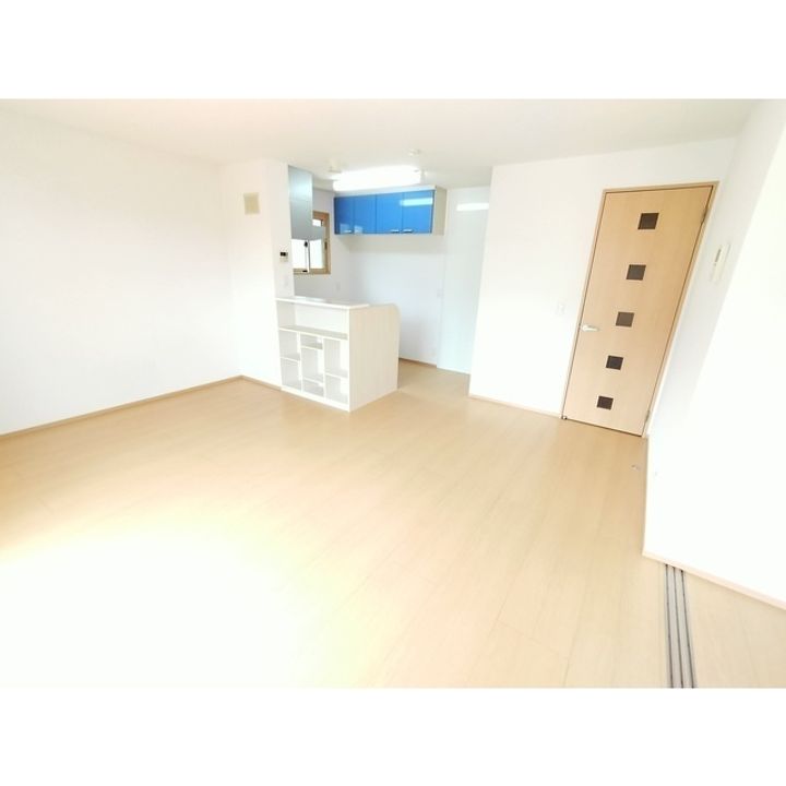 モダンコート千曲 B棟202の居間