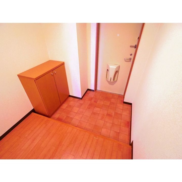 Surplus MIYASHITAの玄関