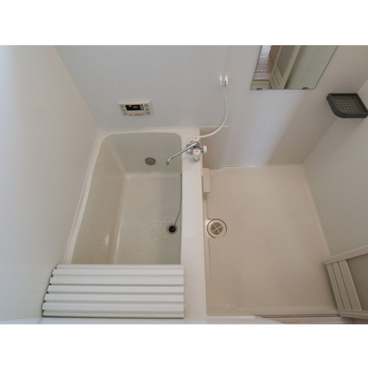 プロムナード・U B棟201の風呂