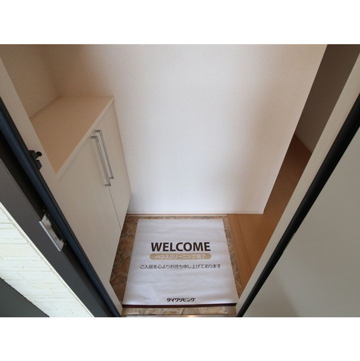 プロムナード・U B棟201の玄関