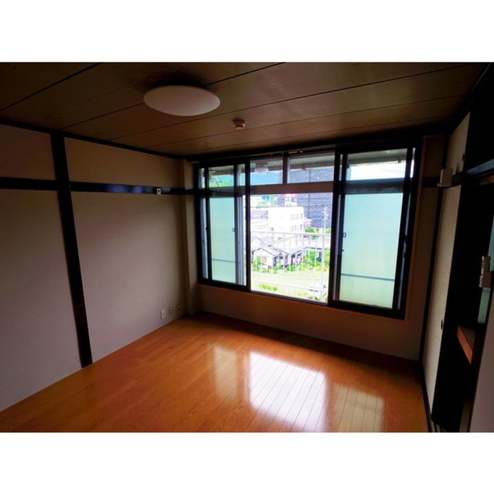 平栗ビル4Bの居間