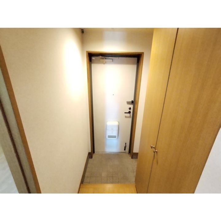 ライフコア上千田203の玄関