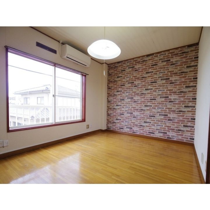 サンライズハイツ常田102の居間