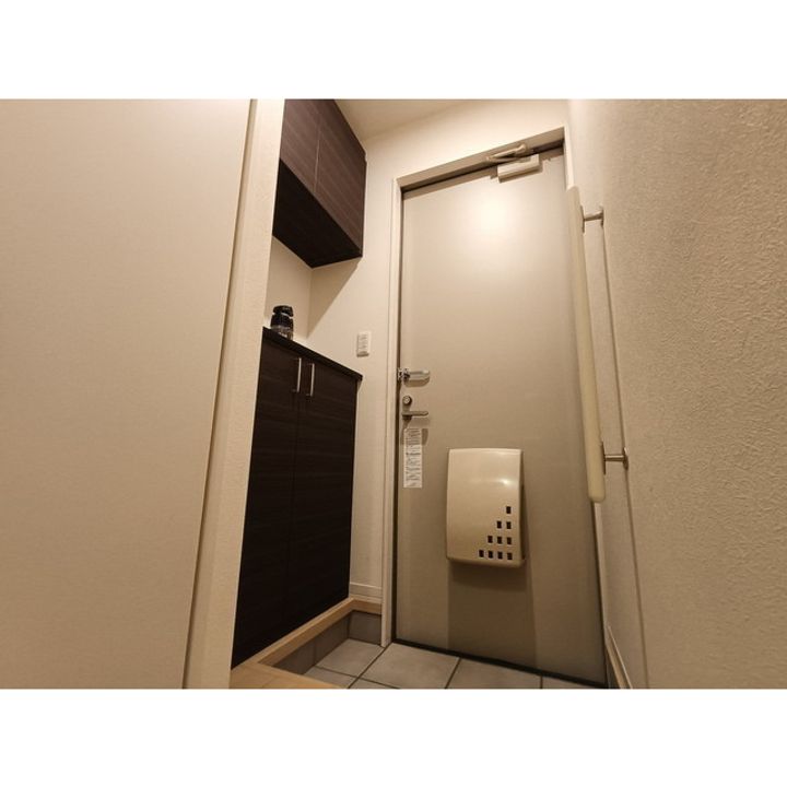 シャーメゾン秋和の玄関
