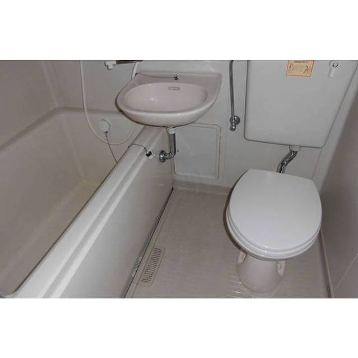 グリーンハイツ蟻ケ崎201の風呂