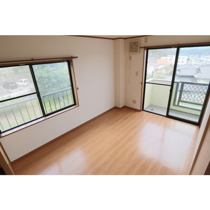 プッチエム303の居間