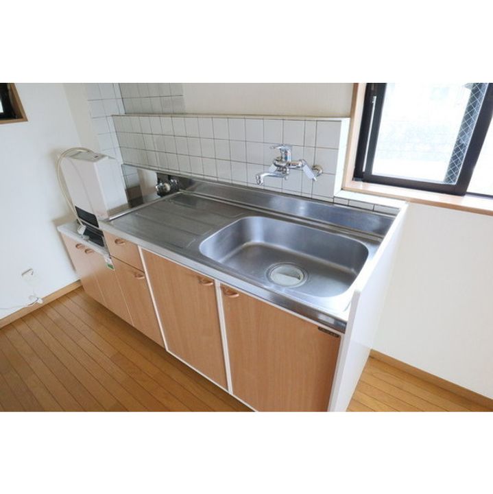 プッチエム303のキッチン