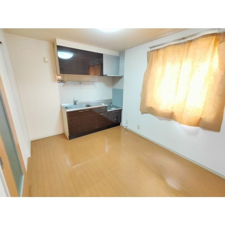 シャーメゾンすみかぜ A棟202の居間