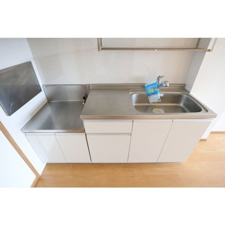 フォレスタ A棟203のキッチン