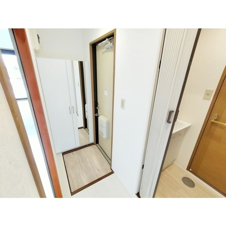 ソアニュー小山 C棟202の玄関