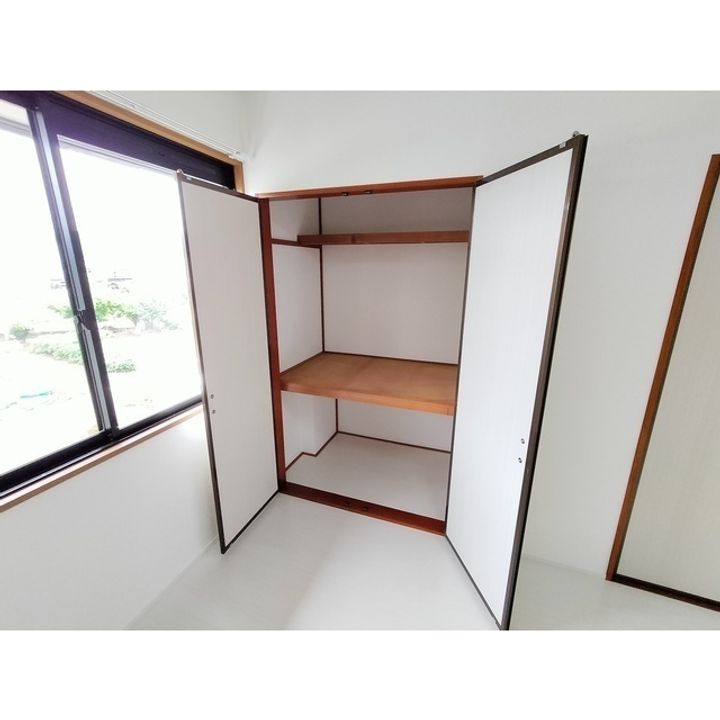 ソアニュー小山 C棟202の内装