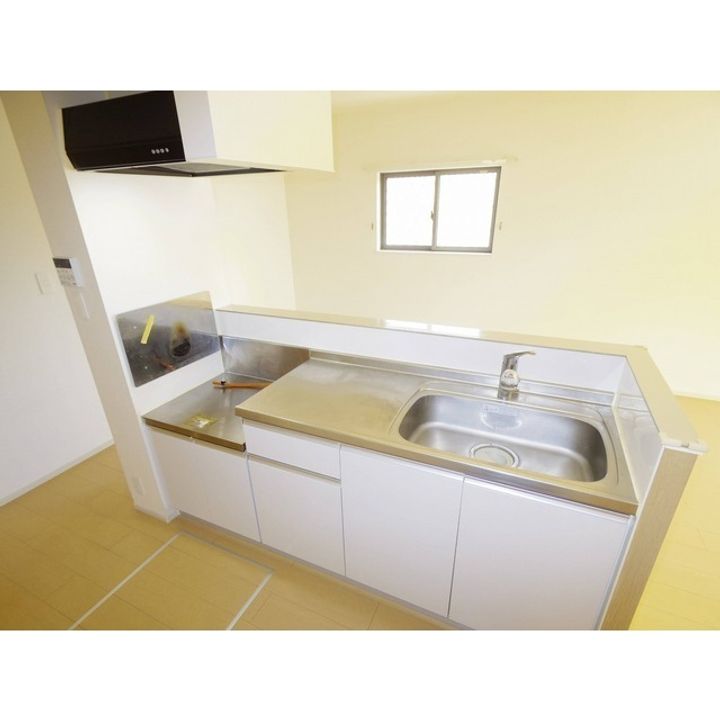 アルバ・カーサⅢ105のキッチン