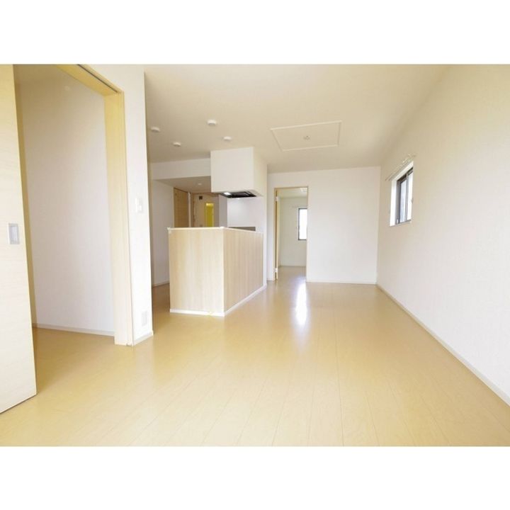 アルバ・カーサⅢ105の居間