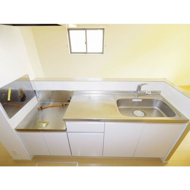 アルバ・カーサⅢ105のキッチン