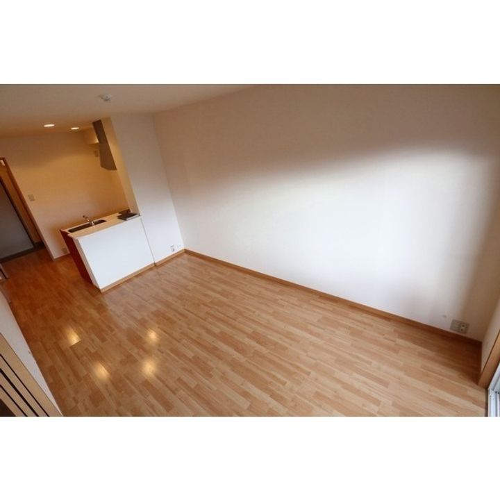 オーク笹部の居間