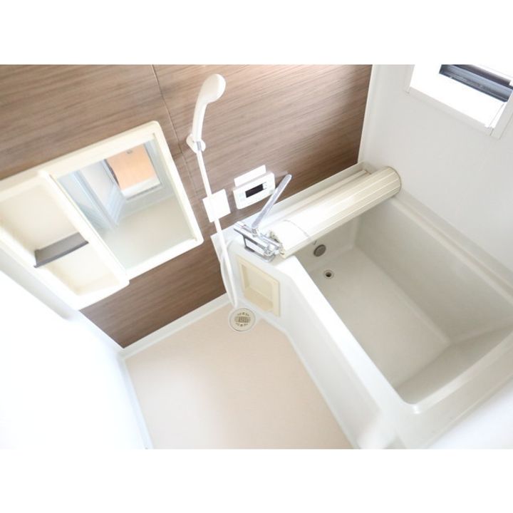 ハイムシェーネス B棟202の風呂