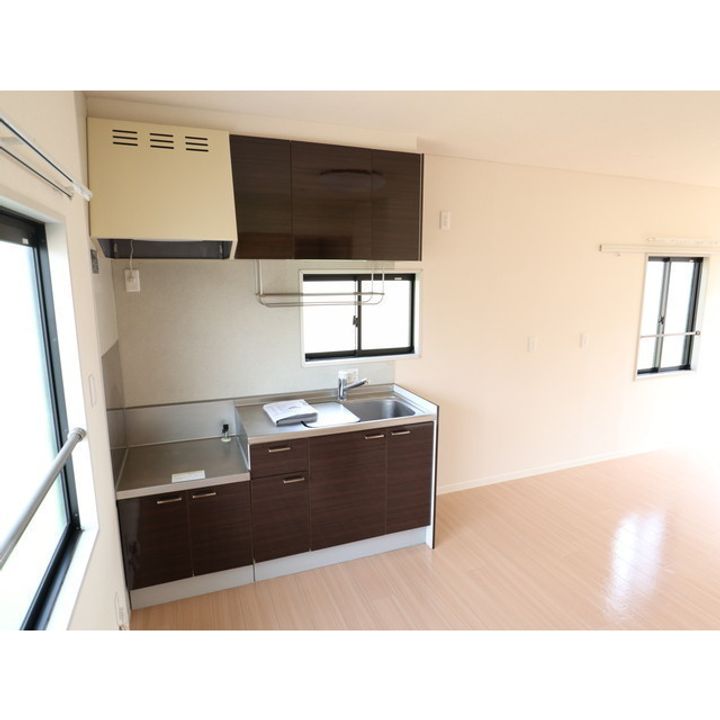 ハイムシェーネス B棟202のキッチン