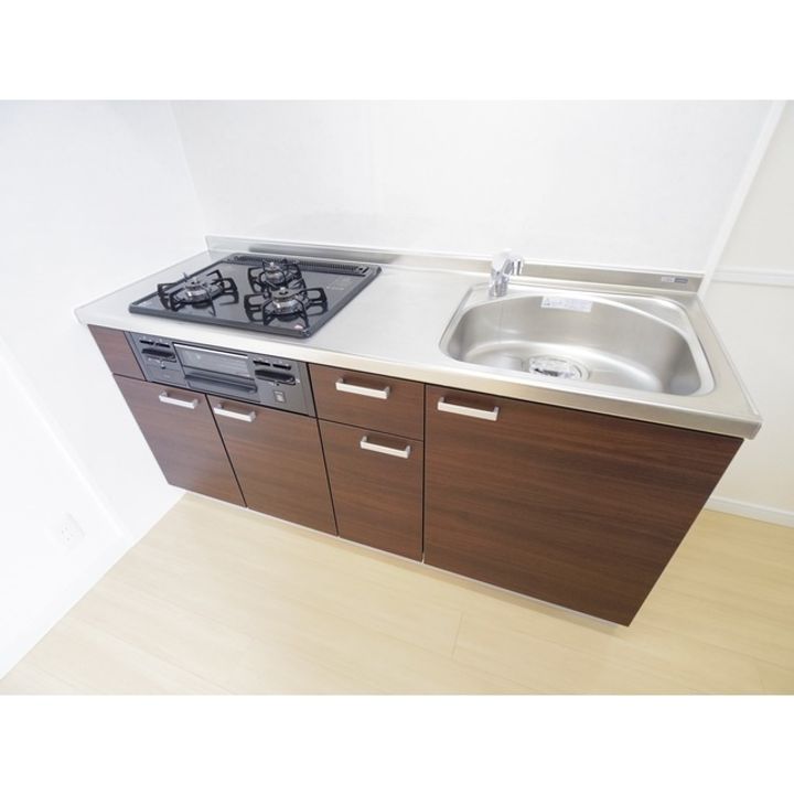 Le nord E202のキッチン