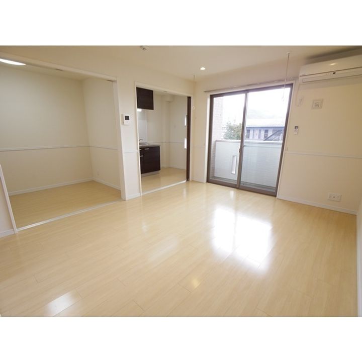 Le nord E202の居間