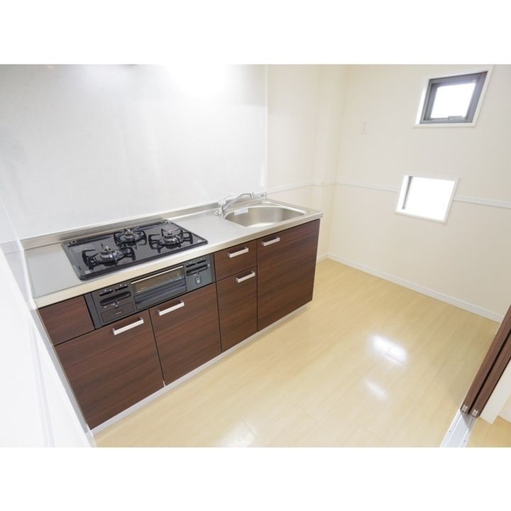 Le nord E202のキッチン