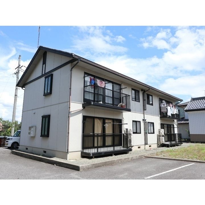 ハイツみやす102の外観