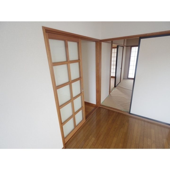 クワバラニューハイツ103の内装