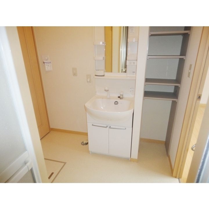 ソレーユ上原B棟のその他画像