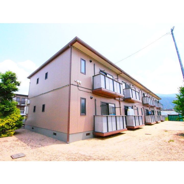 ソレーユ上原B棟の外観