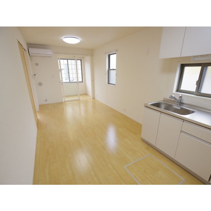 ノワイエ101の居間