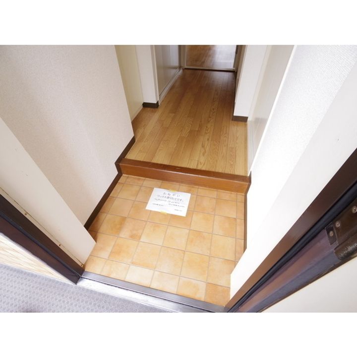 ダイアパレス長野大通りⅠ(311)311の玄関