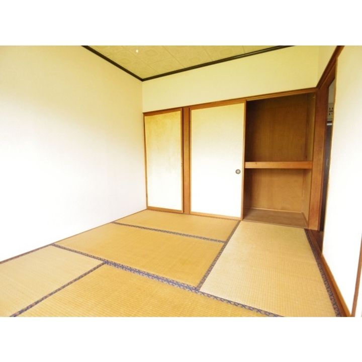 みのわアパート11の居間