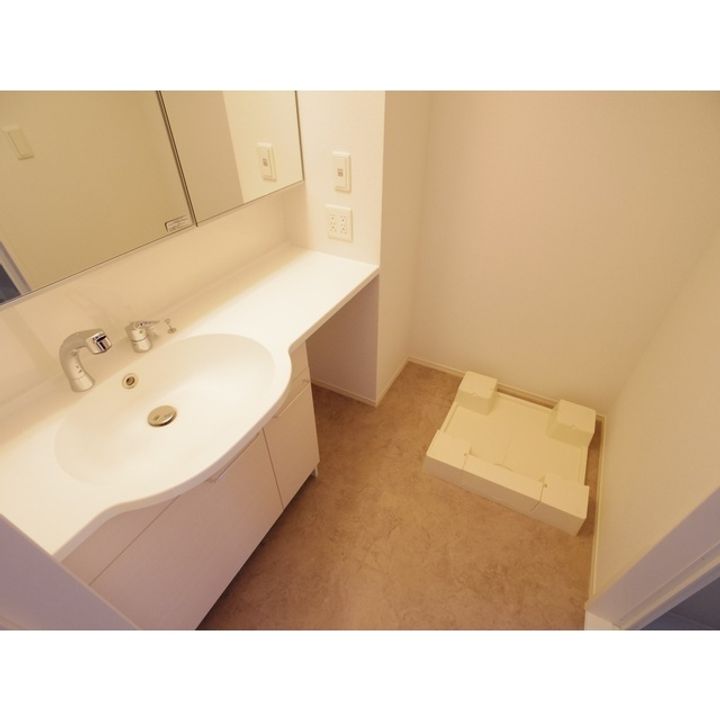 ロイヤルヴィレッタ A棟102のその他画像