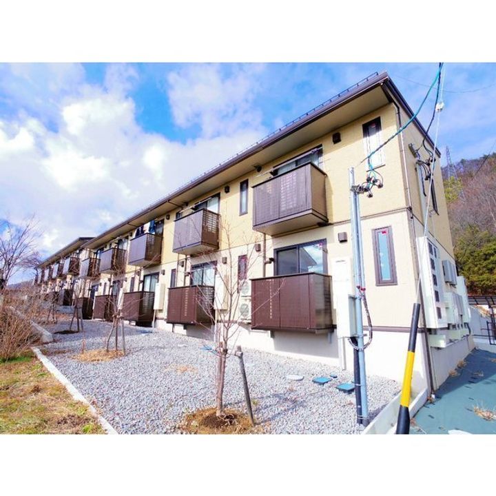 ロイヤルヴィレッタ A棟102の外観