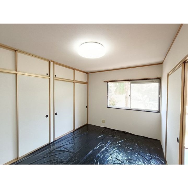 ファミーユ新村Aの内装