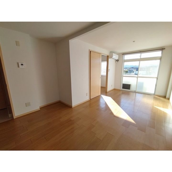 アプリコットA203の居間