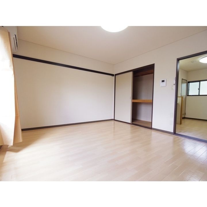 ハイツ北浦の居間