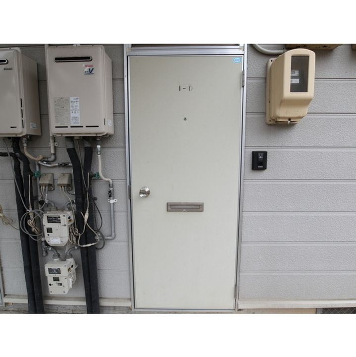 染谷アパート1-Aの玄関