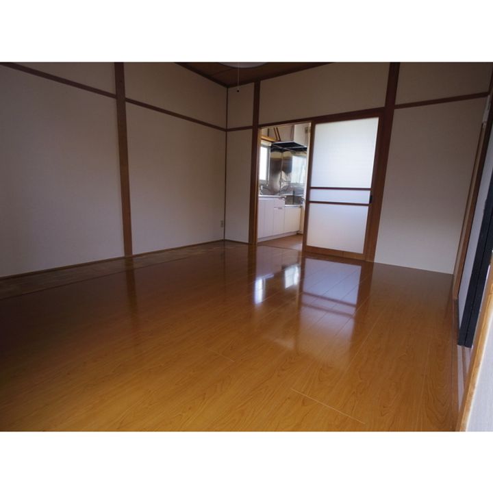福寿荘16の居間
