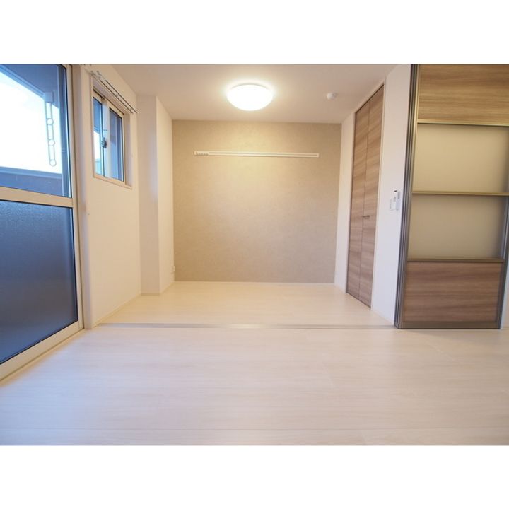 コンフォーティア白板『D-room』204の内装